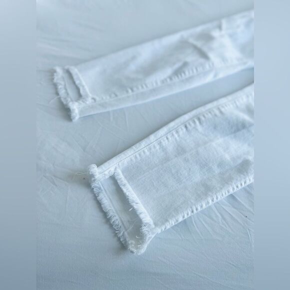 MADEWELL 10" High-Rise Skinny Jeans in Pure White: Step-Hem Edition size 26 - Picture 7 of 12